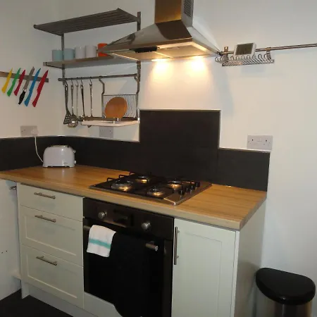 Luckwell Too By Cliftonvalley Apartment
